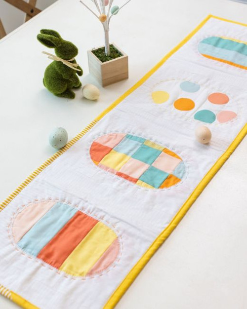 pq11842-eggtastic-table-runner_lifestyle_web